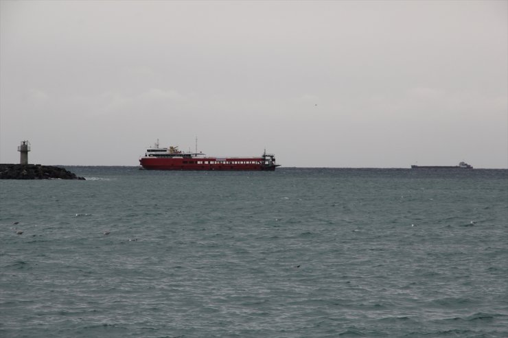 Tekirdağ'da poyraz deniz ulaşımında aksamalara neden oluyor