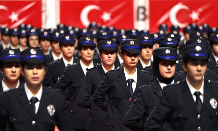 Aksaray'da 750 kadın polis adayı mezun oldu