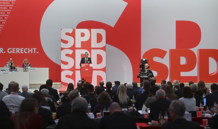 CHP Genel Başkanı Özel, Alman Sosyal Demokrat Parti Kongresi'nde konuştu: