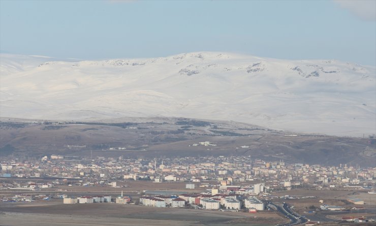 Kars, Ağrı ve Ardahan'da kar yağışı etkili oluyor