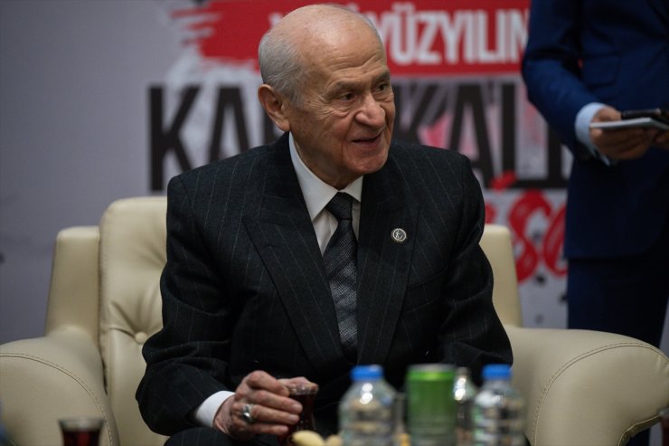 MHP Genel Başkanı Bahçeli "Yeni Yüzyılın Kara Kalem Sergisi"ni açtı