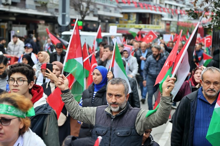 Samsun'da İsrail'in Gazze'ye yönelik saldırıları protesto edildi