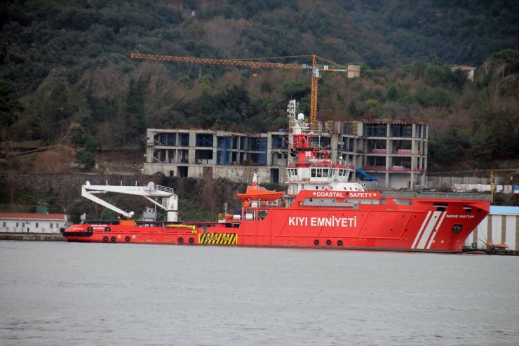 Zonguldak'ta batan geminin kayıp 7 personelini arama çalışmaları sürüyor