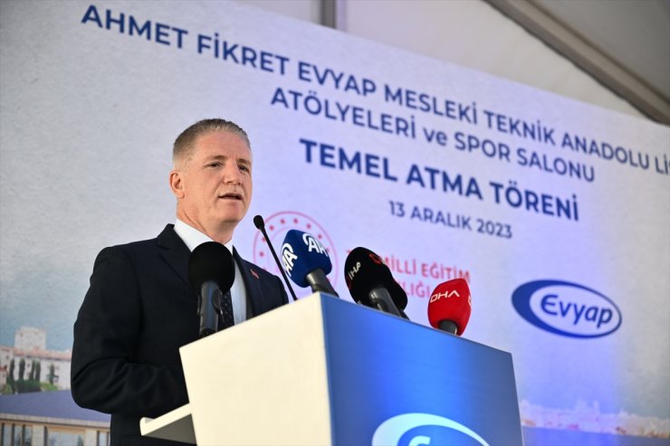 İstanbul Valisi Gül, Ahmet Fikret Evyap Mesleki ve Teknik Anadolu Lisesi temel atma törenine katıldı: