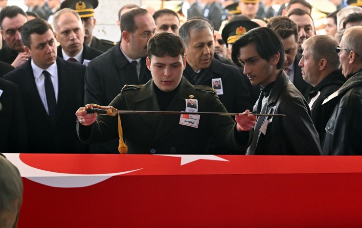 Şehit Piyade Teğmen Eril Alperen Emir son yolculuğuna uğurlandı