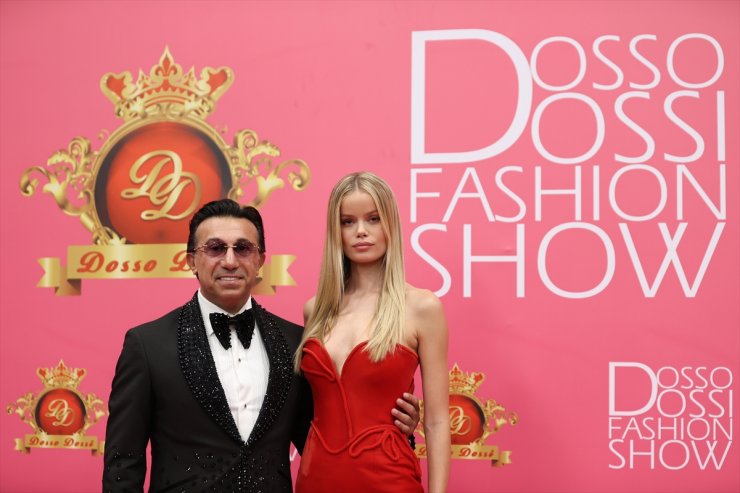 Dosso Dossi Fashion Show tekstilde yurt dışına açılan kapı oldu