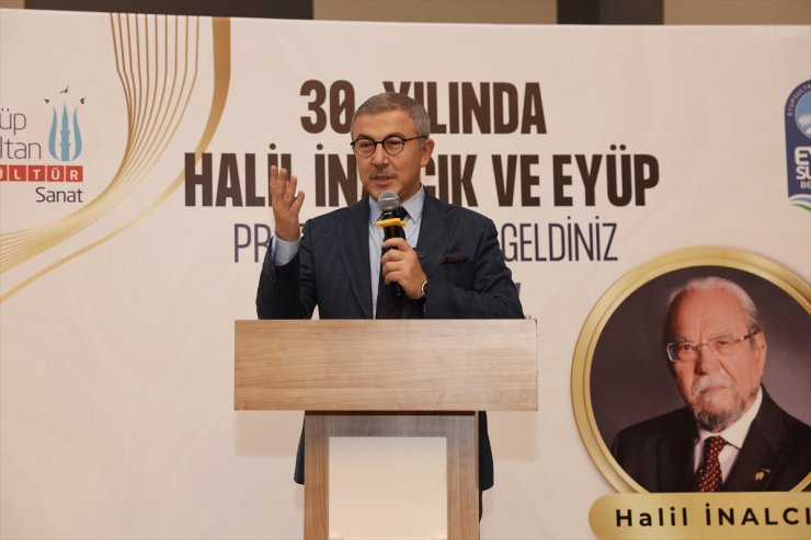 Eyüpsultan'da "30. yılında Halil İnalcık" paneli düzenlendi