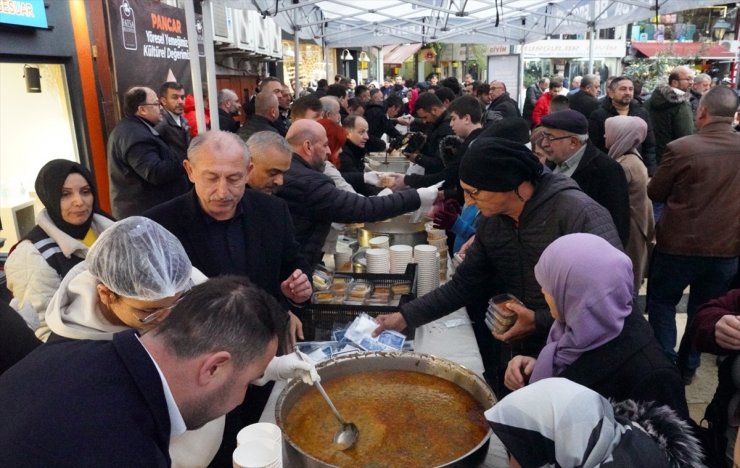 Ordu ve Rize'de 3 bin kişiye karalahana çorbası ikram edildi