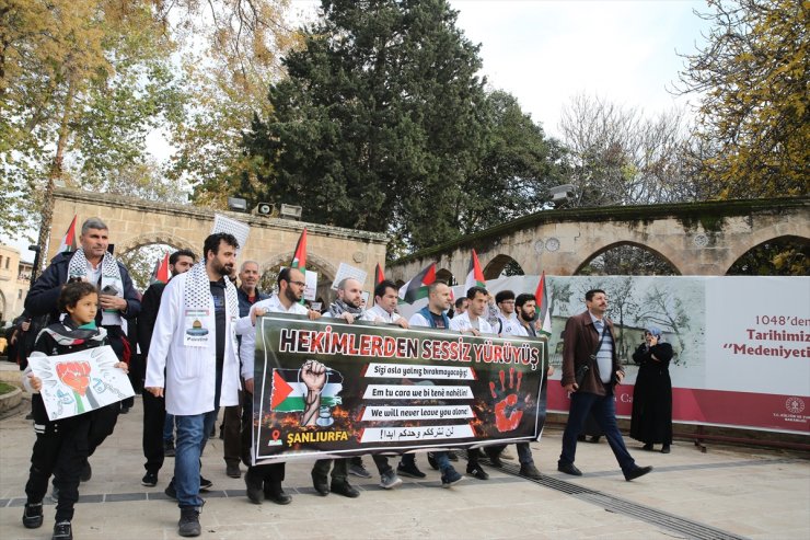 Şanlıurfa'da sağlık çalışanları Gazze için "sessiz yürüyüş" yaptı