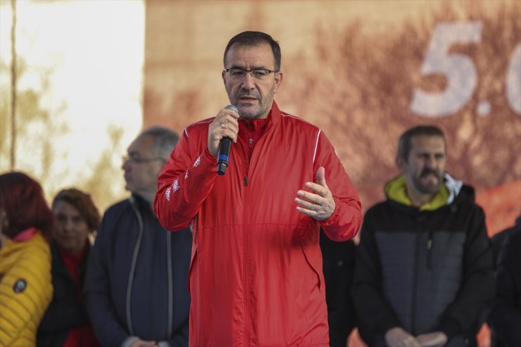 Gaziantep'te 5. Gazi Yarı Maratonu başladı