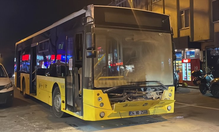 Sarıyer'de seyir halindeki İETT otobüsünde çıkan yangın söndürüldü