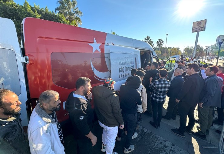 Mersin'de konuşlu Mobil Göç Noktası araçları düzensiz göçmeleri tespit ediyor