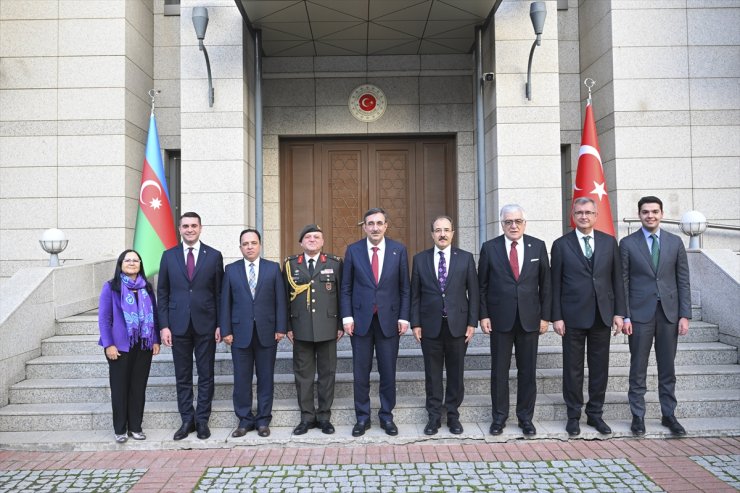 Cumhurbaşkanı Yardımcısı Yılmaz, Azerbaycan Başbakanı Asadov ve Milli Meclis Başkanı Gafarova'yla görüştü