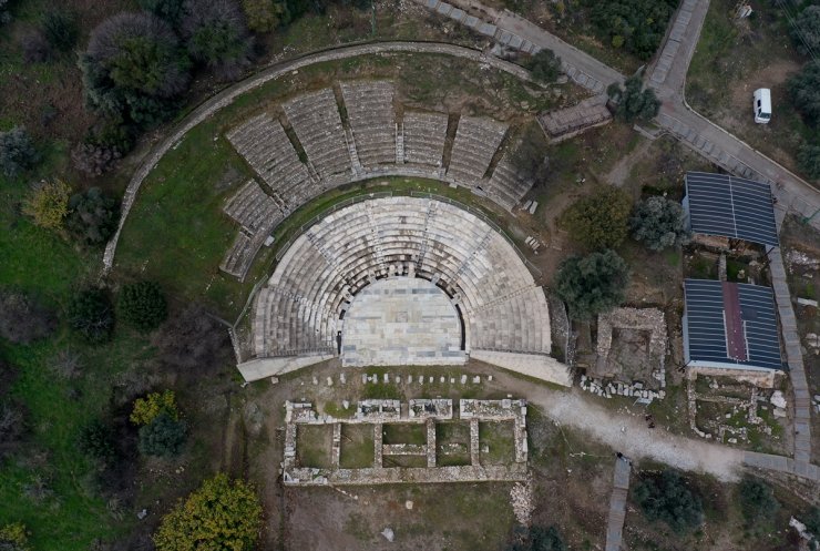 Metropolis Antik Kenti'ndeki kazı çalışmaları tanıtıldı