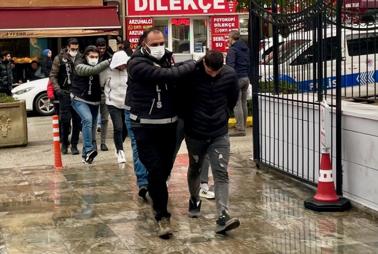 GÜNCELLEME - Eskişehir'de uyuşturucu operasyonunda yakalanan 19 şüpheliden 14'ü tutuklandı