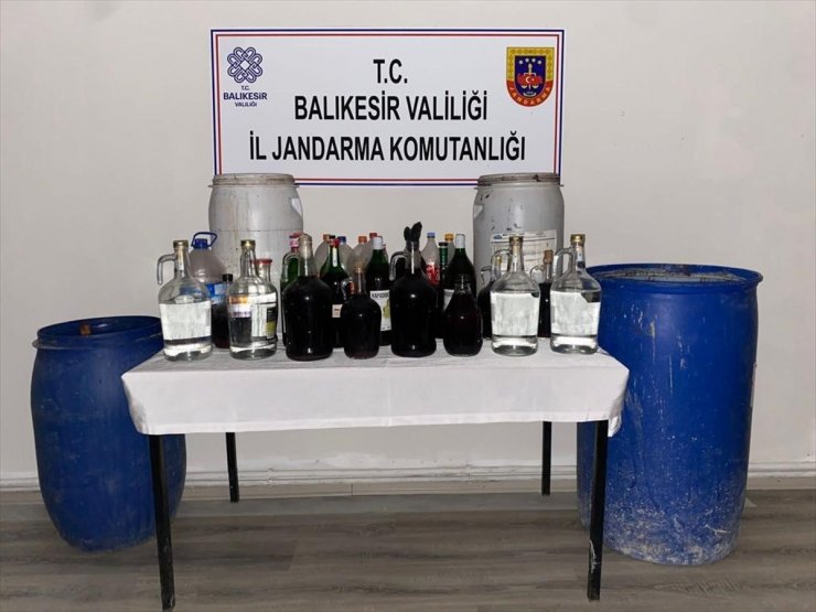 Balıkesir'de 2 bin 342 litre sahte içki ele geçirildi