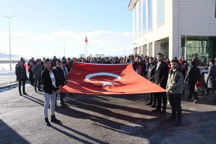 Bayburt'ta "Şehitlere Saygı" yürüyüşü düzenlendi