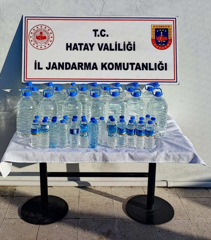 Hatay'da 1993 litre sahte içki ele geçirildi