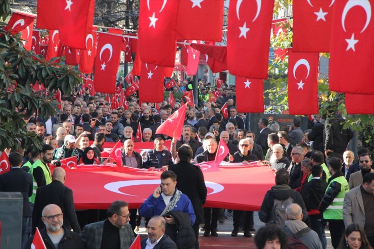 Kocaeli'de "teröre lanet" yürüyüşü düzenlendi