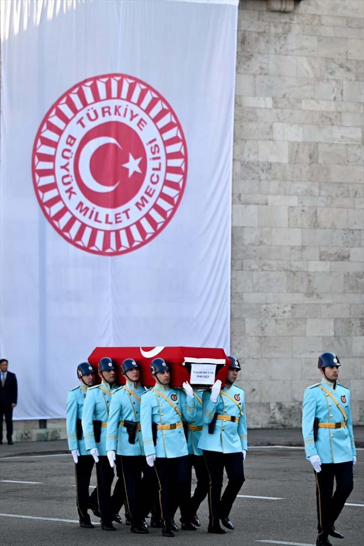 Eski bakanlardan Yaşar Okuyan için Meclis'te cenaze töreni düzenlendi