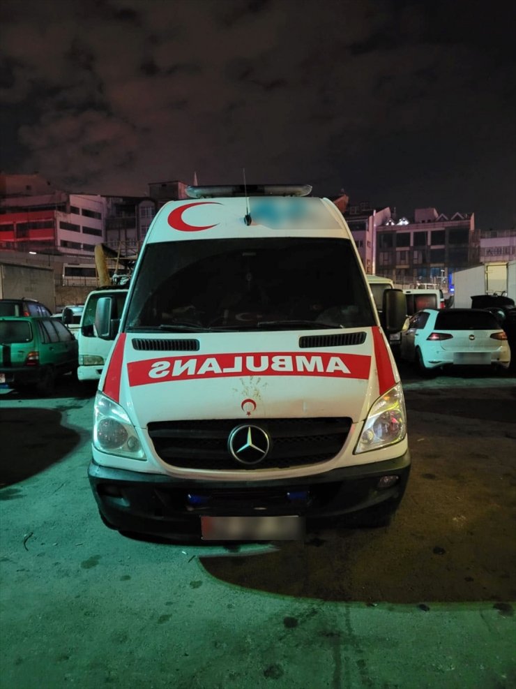 İstanbul'da ambulansla uyuşturucu taşıyan 3 şüpheli tutuklandı