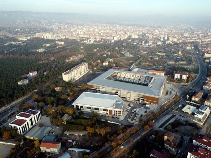 Elazığ'ın "yaşayan stadı"nda uluslararası başarılara hazırlanıyorlar