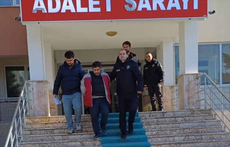 Konya'da eski eşi ve kızını öldüren zanlı tutuklandı