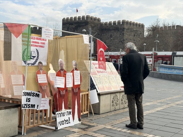 Kayseri'de kurulan temsili "Uluslararası Ceza Mahkemesi"nde Gazze'ye dikkat çekiliyor