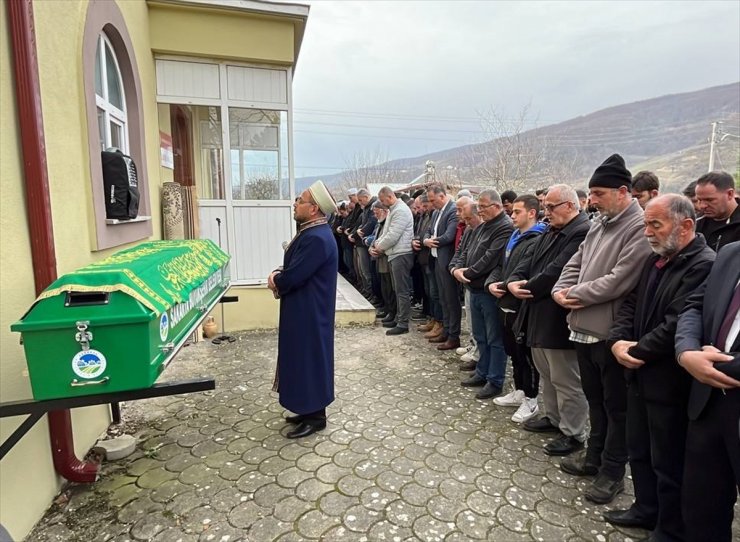 GÜNCELLEME - Sakarya'da 2 gencin öldüğü kazaya karışan kamyonun sürücüsü tutuklandı