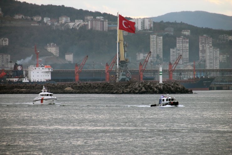 Zonguldak'ta fırtınada batan geminin kayıp 7 personeli 46 gündür aranıyor