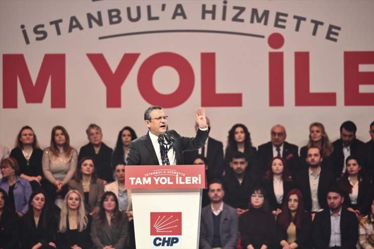 CHP Genel Başkanı Özel, İstanbul'daki aday tanıtım toplantısında konuştu: