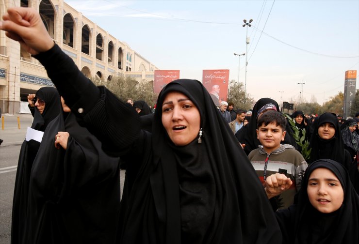 Tahran’da Kirman’daki terör saldırıları protesto edildi