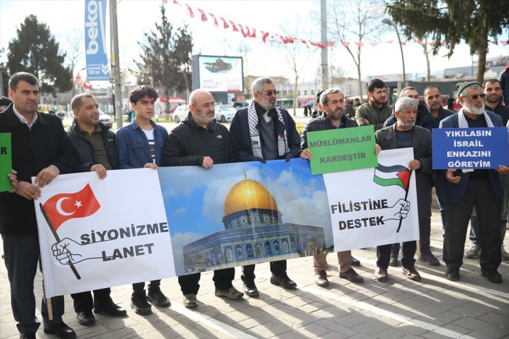 Sakarya'da İsrail'in Gazze'ye yönelik saldırıları protesto edildi