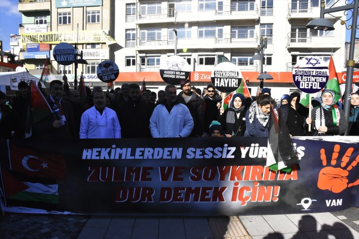 Van'da sağlık çalışanları Gazze’ye destek açıklaması yaptı