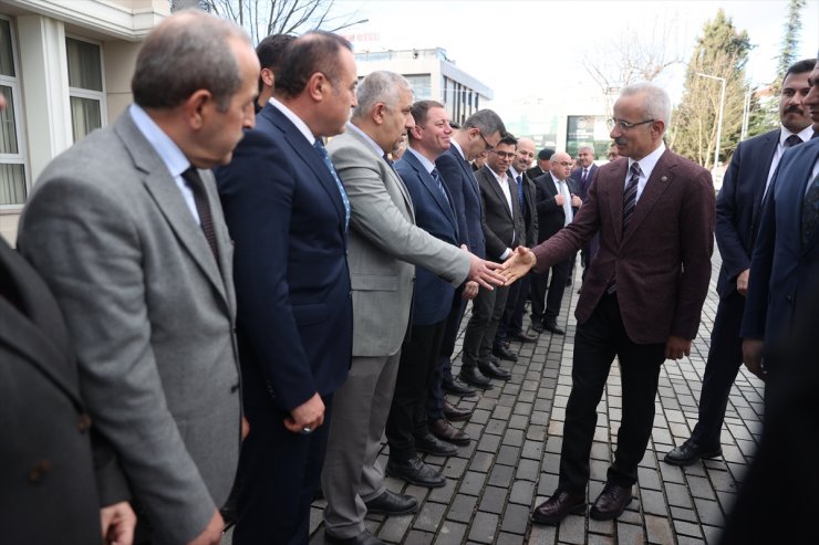 Ulaştırma ve Altyapı Bakanı Uraloğlu, Düzce'de ziyaretlerde bulundu