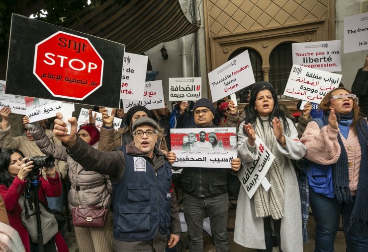 Tunus'ta gazeteci Ziyad el-Hani'nin serbest bırakılması talebiyle gösteri düzenlendi