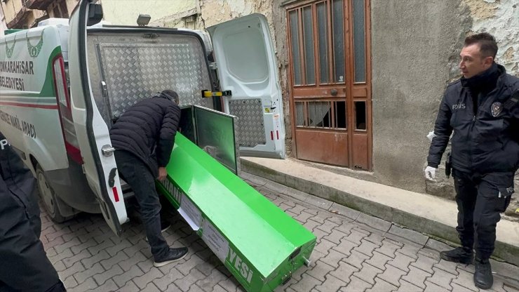 Afyonkarahisar'da bir metruk binada 1 kişi ölü bulundu