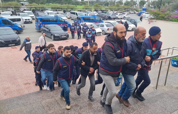 Bodrum'da darbettikleri satıcıların hayvanlarını aldıkları öne sürülen 7 zanlıdan 6'sı tutuklandı