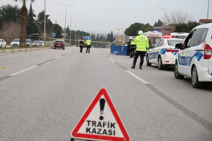 Denizli'de otomobilin çarptığı kadın öldü