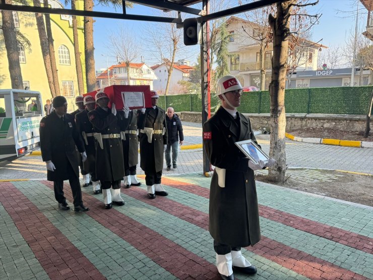 Kıbrıs gazisi Altun, memleketi Isparta'da son yolculuğuna uğurlandı