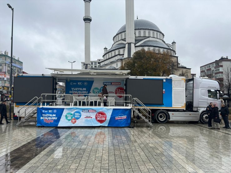 Kentsel dönüşüm tırları, proje ve kampanya bilgilendirmeleri için İstanbul'da