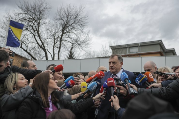 Bosnalı Sırp lider Dodik, Bosna Hersek'e karşı dava açacağını duyurdu