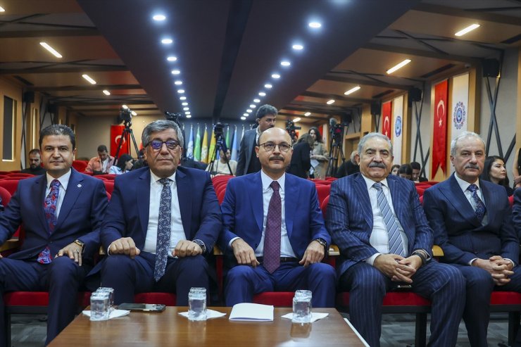 Türk Eğitim-Sen "dijital bağımlılık" raporu hazırladı