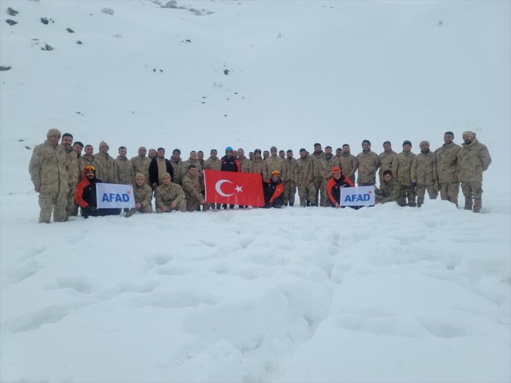 Van'da güvenlik korucularına "Çığda Farkındalık Eğitimi" verildi