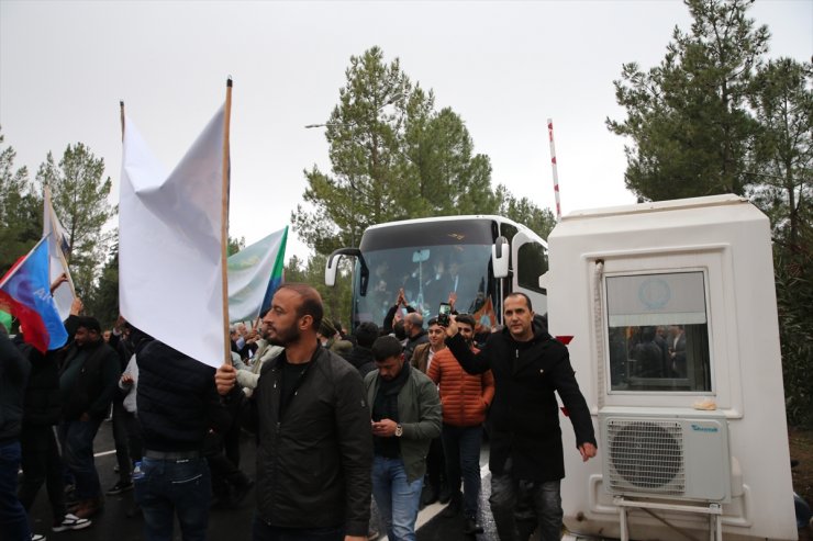 AK Parti Şanlıurfa Büyükşehir Belediye Başkan adayı Beyazgül, kentte coşkuyla karşılandı