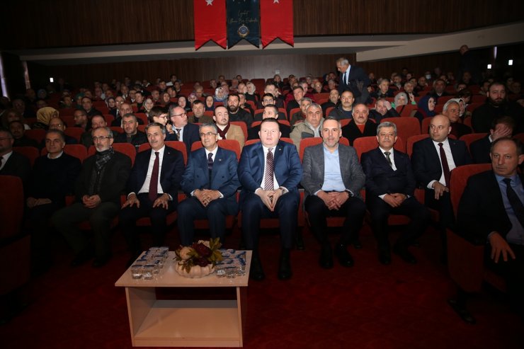 Sakarya'da "İstiklalden İstikbale Türk ve Türkiye Yüzyılı" paneli düzenlendi