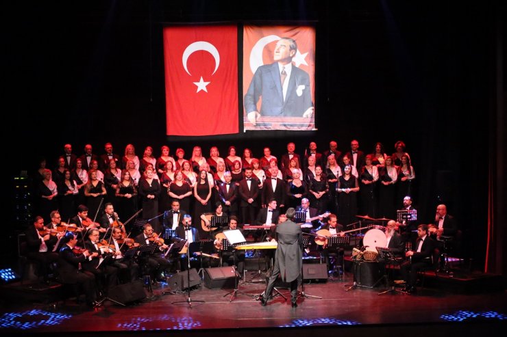 Mersin'de "7 İklim 1 Nefes" konseri verildi