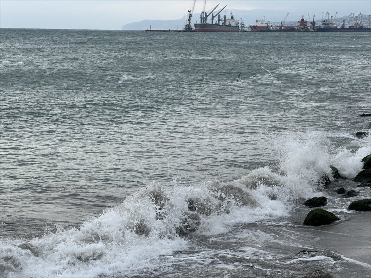 Tekirdağ'da deniz ulaşımına poyraz engeli