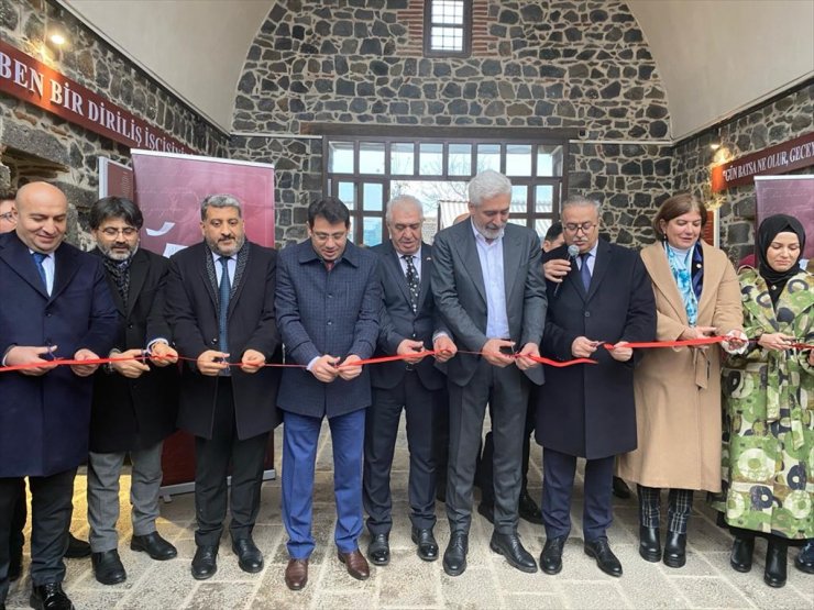 Diyarbakır'da Sezai Karakoç Kültür ve Edebiyat Evi'nin açılışı yapıldı