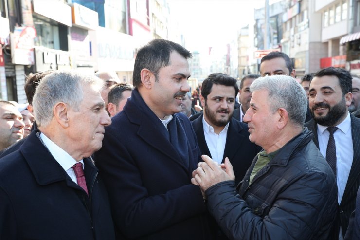 İBB Başkan adayı Kurum Bakırköy'de esnaf ziyaretinde bulundu